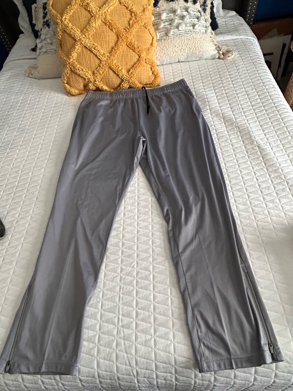 ZELOS SWEATPANTS